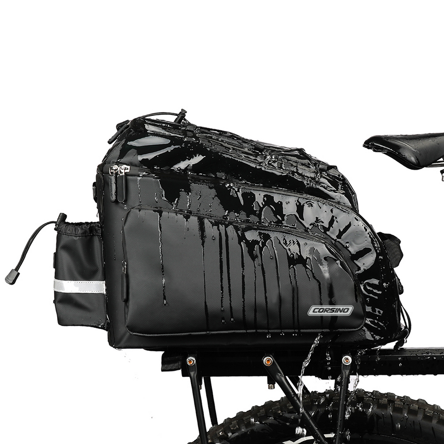 Trunk Cargo Bag 17L in black, made of water-resistant PVC. Dimensions: 20x9x10cm, weight: 320g.
